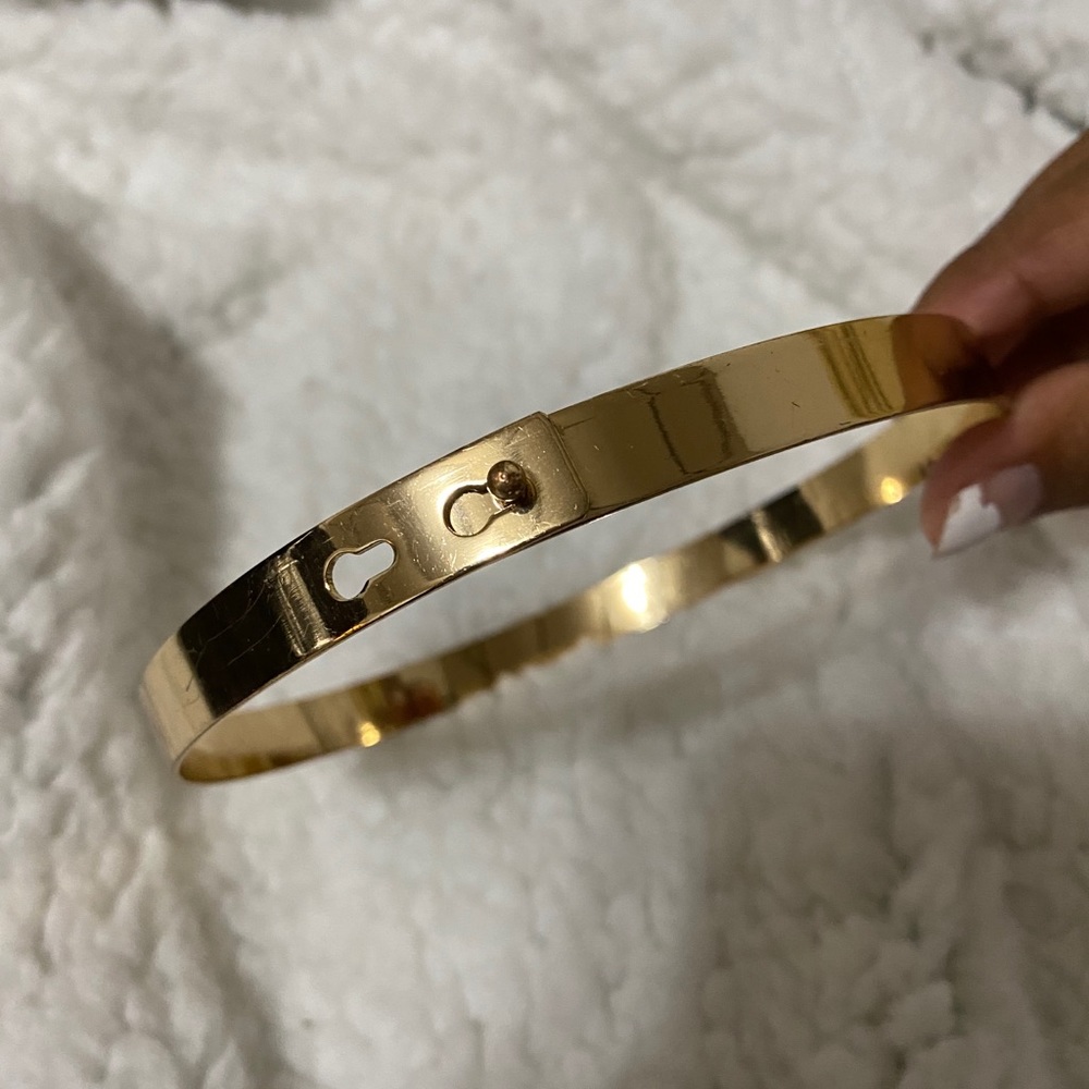 Gold Choker - Picture 3 of 4